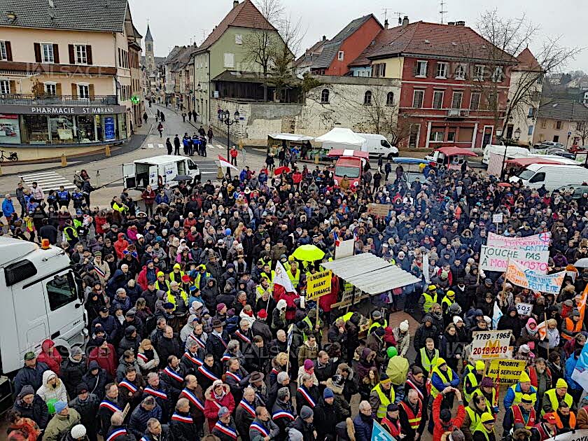 1000 manifestants pour l'hôpital d'Altkirch
