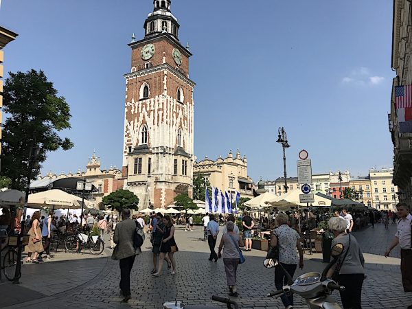 Plus grande place médiévale d'Europe